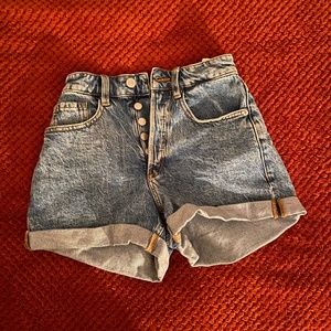 Mom jean short Dynamite